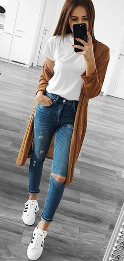 Moda fashionista 2018, Spring Outfit Blog de moda, Botas de moda: Atuendos Informales,  Fotografía de moda,  ropa occidental,  ropa de maternidad  