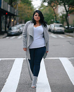 Modelo de talla grande, ropa de talla grande - moda, ropa, modelo, otoño: traje de talla grande,  Modelo caliente de talla grande  