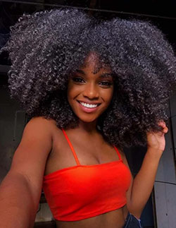 Cabello con textura afro, Cuidado del cabello: Cabello con textura afro,  peinados africanos,  Cabello enrulado,  Cuidado del cabello  