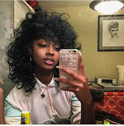 Hermosas mujeres negras, integraciones de cabello artificial, trenzas de caja: corte bob,  Ideas para teñir el cabello,  trenzas de caja,  corte pixie,  Mujeres negras,  El pelo en capas,  pelo negro  
