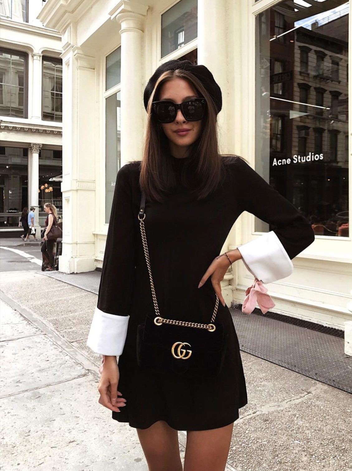 Traje de color, debes probar lindos trajes franceses pequeño vestido negro, bragas francesas: Estilo callejero,  pequeño vestido negro,  vestidos de invierno con clase  